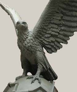 Скульптурная композиция "Eagle"