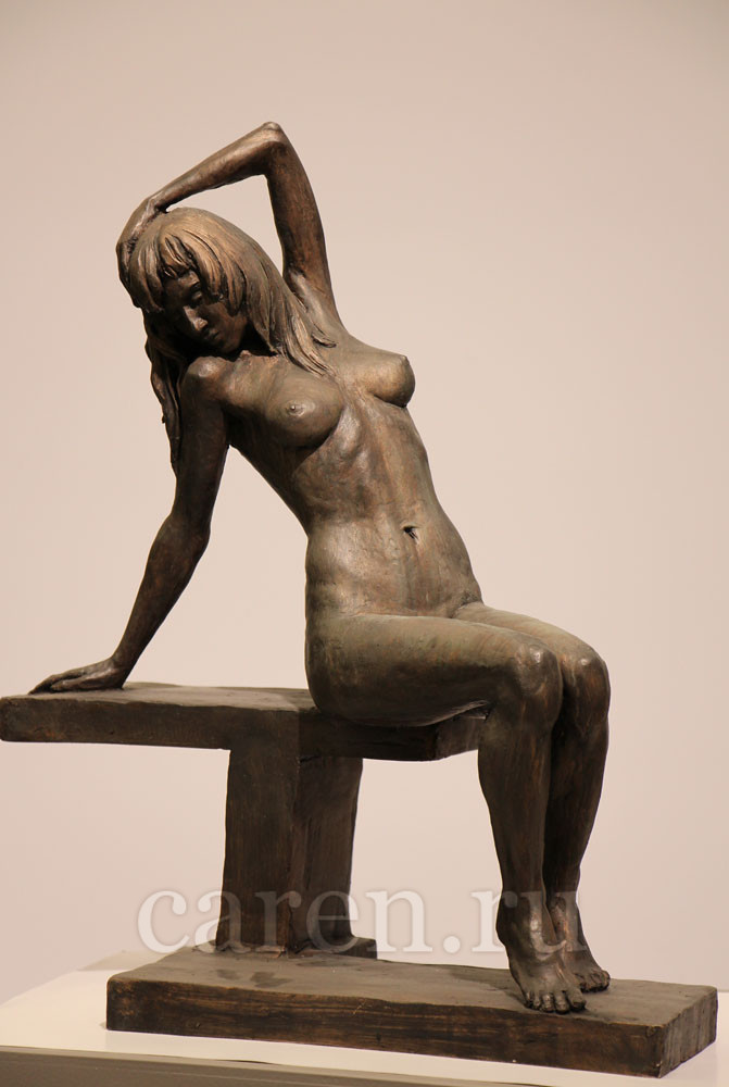Скульптурная композиция Ню "Sitting lady"